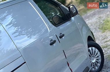 Вантажний фургон Citroen Jumpy 2016 в Дрогобичі