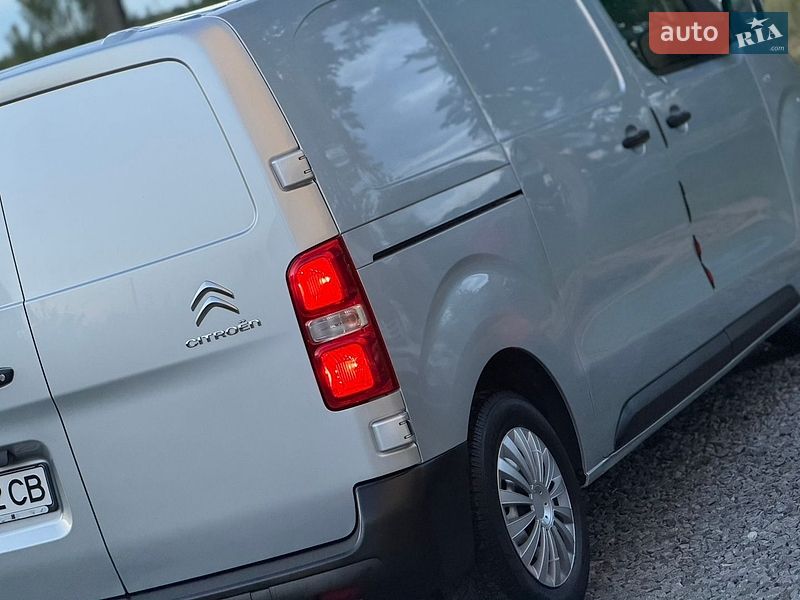 Вантажний фургон Citroen Jumpy 2016 в Дрогобичі