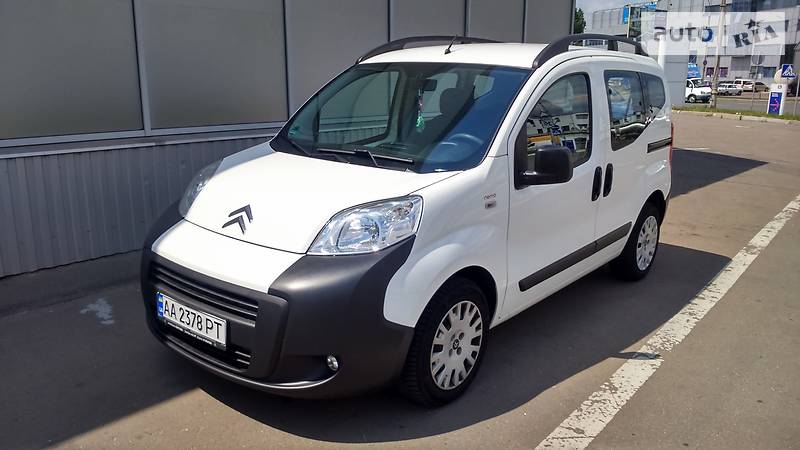 Citroen Nemo пасс. 2011 року