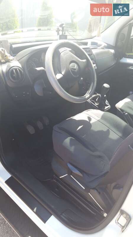 Купе Citroen Nemo 2011 в Смілі