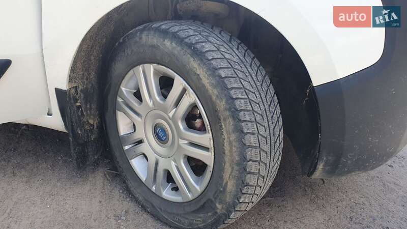 Мінівен Citroen Nemo 2011 в Львові