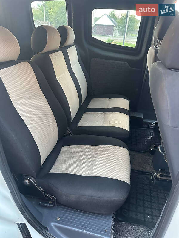 Минивэн Citroen Nemo 2009 в Косове фото 22 Минивэн Citroen Nemo 2009 в Косове