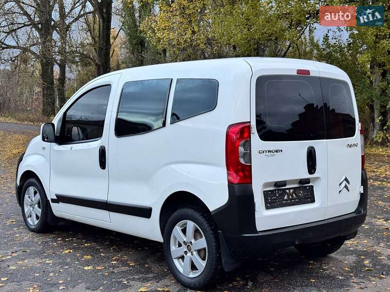Мінівен Citroen Nemo 2012 в Охтирці