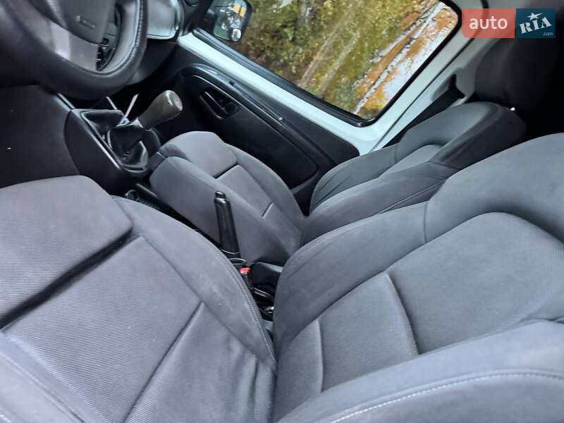 Мінівен Citroen Nemo 2012 в Охтирці