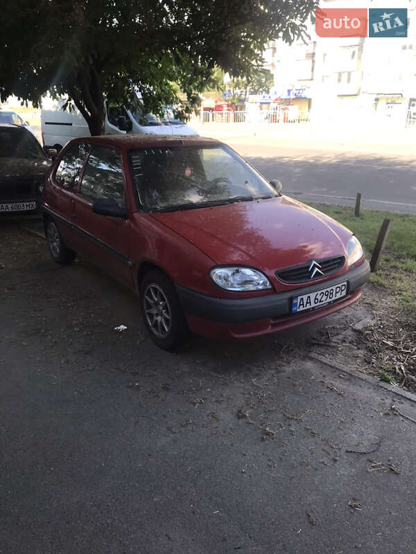Хетчбек Citroen Saxo 1999 в Києві
