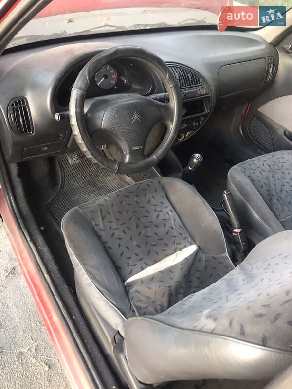 Хетчбек Citroen Saxo 1999 в Києві