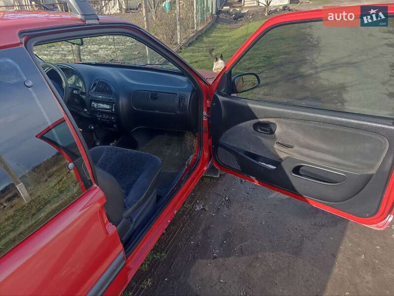 Хэтчбек Citroen Saxo 1999 в Новом Роздоле