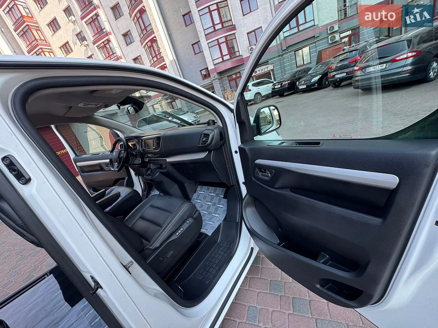 2017 Citroen Spacetourer - мініатюра 143