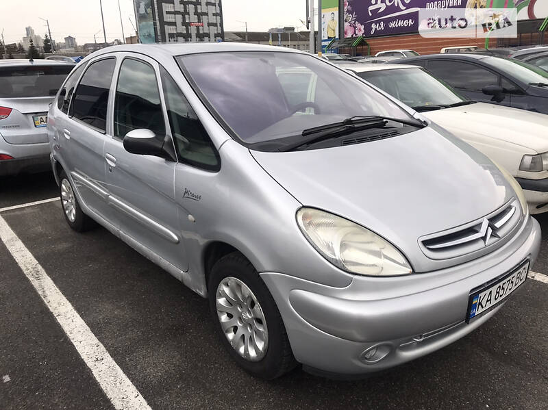 Минивэн Citroen Xsara Picasso 2002 в 