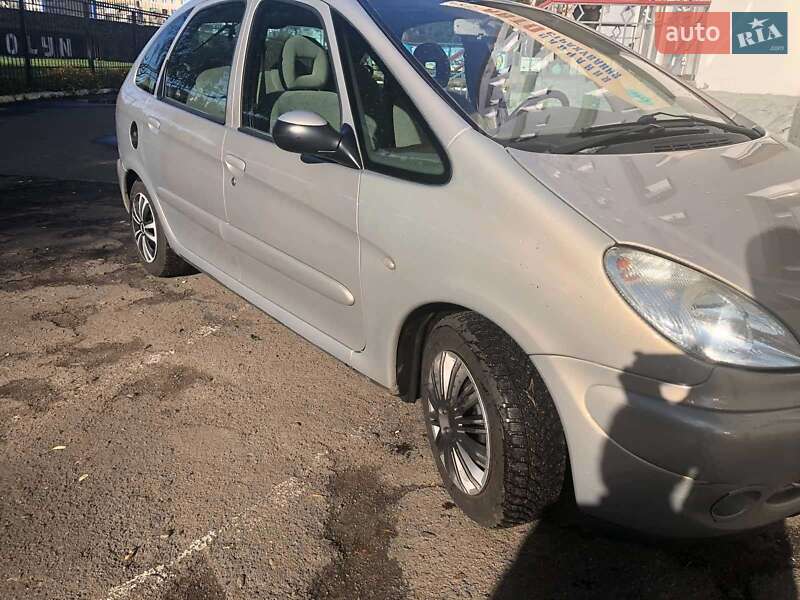 Мінівен Citroen Xsara Picasso 2003 в Луцьку