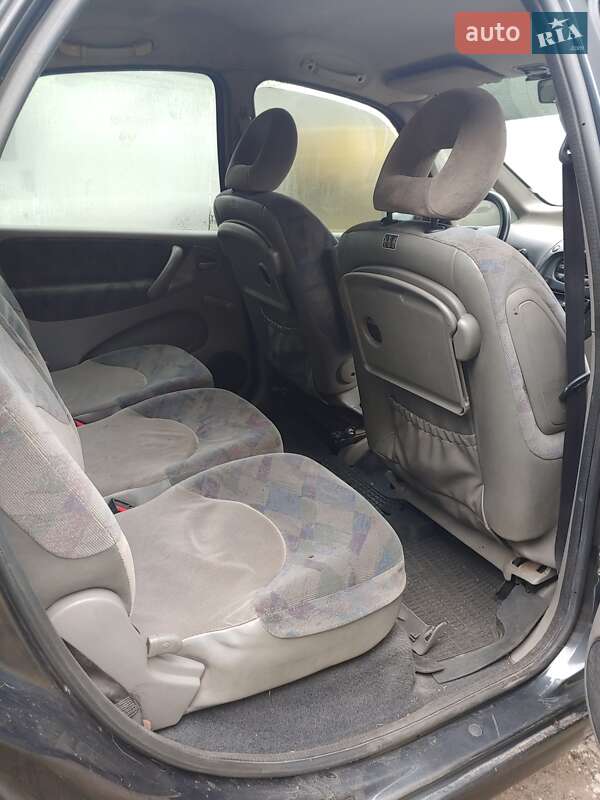 Минивэн Citroen Xsara Picasso 2001 в Запорожье