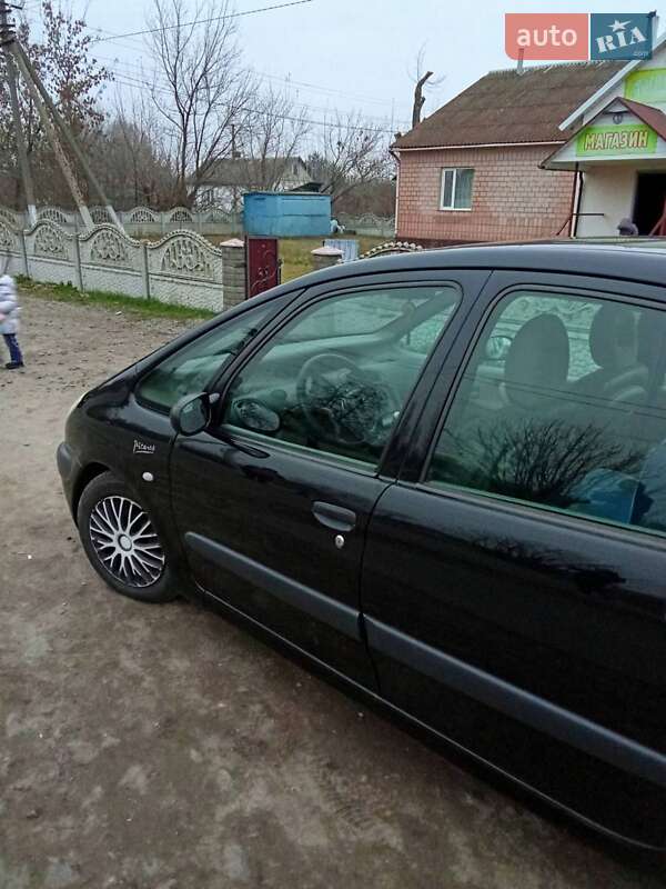 Мінівен Citroen Xsara Picasso 2003 в Острозі