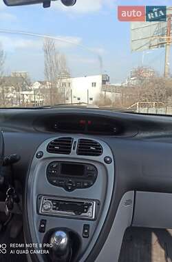 Минивэн Citroen Xsara Picasso 2004 в 