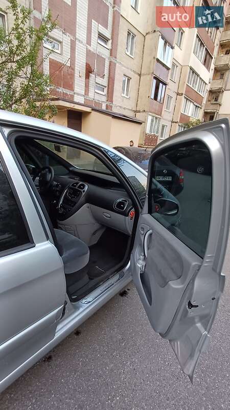 Минивэн Citroen Xsara Picasso 2004 в Киеве фото 12 Минивэн Citroen Xsara Picasso 2004 в Киеве
