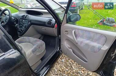 Минивэн Citroen Xsara Picasso 2002 в 