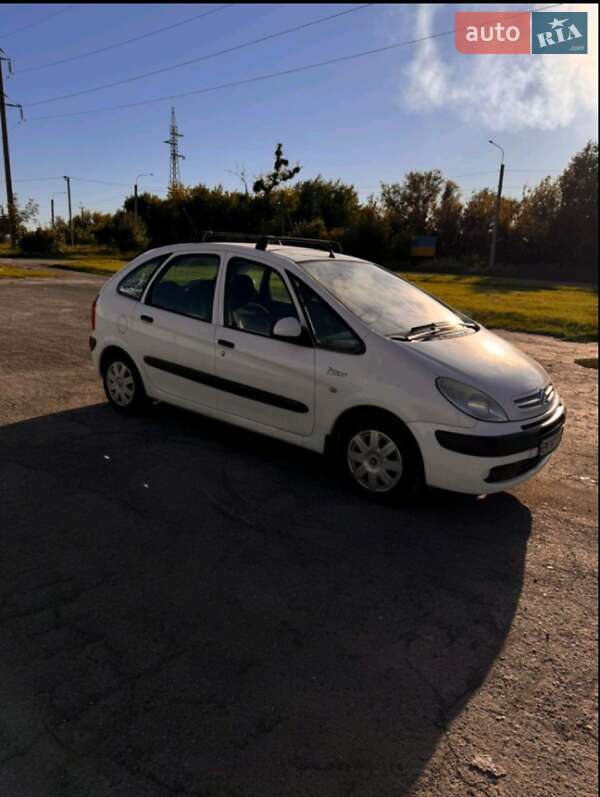 Мінівен Citroen Xsara Picasso 2010 в Здолбуніві фото 2 Мінівен Citroen Xsara Picasso 2010 в Здолбуніві