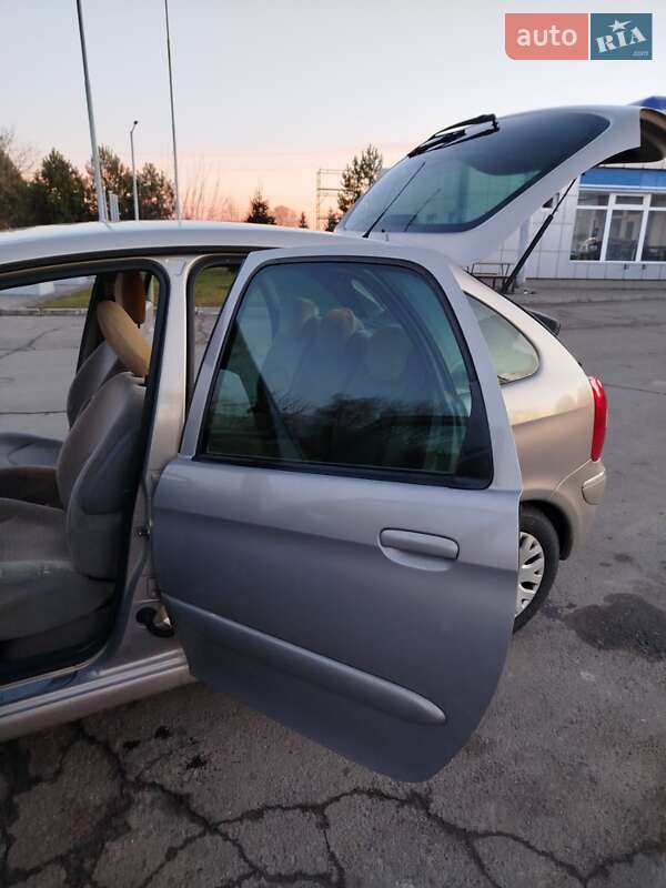 Мінівен Citroen Xsara Picasso 2005 в Самборі фото 7 Мінівен Citroen Xsara Picasso 2005 в Самборі