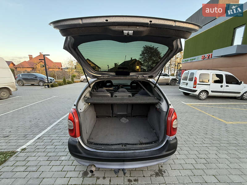 Минивэн Citroen Xsara Picasso 2003 в Виннице фото 19 Минивэн Citroen Xsara Picasso 2003 в Виннице