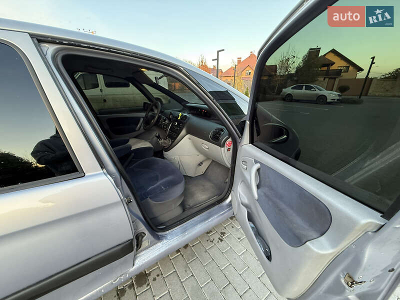 Минивэн Citroen Xsara Picasso 2003 в Виннице фото 21 Минивэн Citroen Xsara Picasso 2003 в Виннице