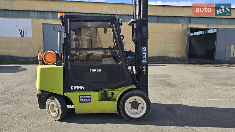 Вилочный погрузчик Clark CGP 1997 в Луцке