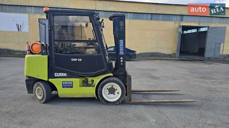 Вилочный погрузчик Clark CGP 1997 в Луцке