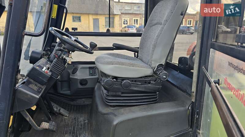 Вилочный погрузчик Clark CGP 1997 в Луцке