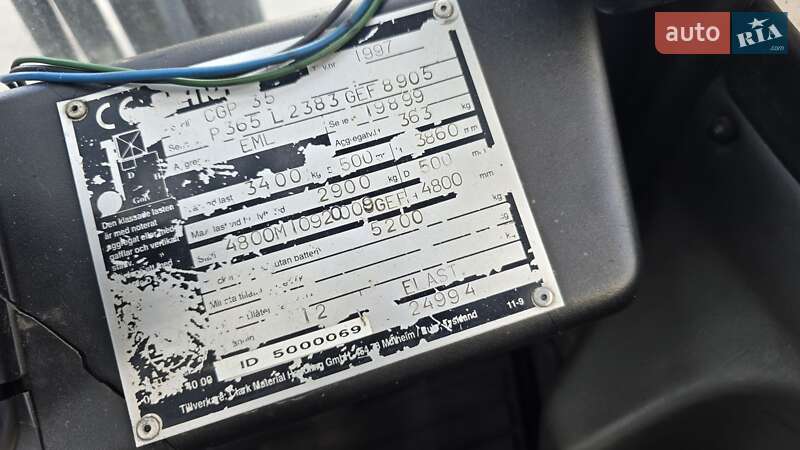 Вилочный погрузчик Clark CGP 1997 в Луцке