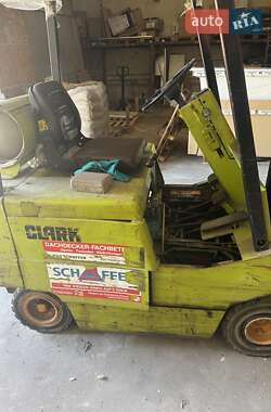 Вилочный погрузчик Clark H500 Y30 LPG 2011 в 