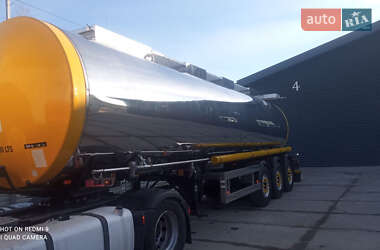 Цистерна Clayton Commercial S1 2002 в 