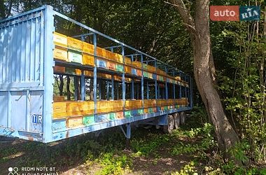 Бортовий напівпричіп Coder D3N34S 1993 в Тиврову