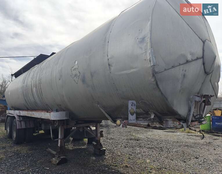 Битумовоз Coder S3384D 1981 в Днепре