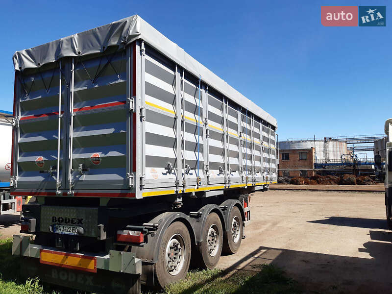 Зерновоз - полуприцеп Coder SAF 2002 в Одессе фото 3 Зерновоз - полуприцеп Coder SAF 2002 в Одессе