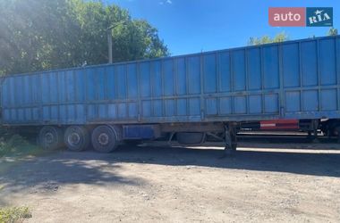 Зерновоз - полуприцеп Corus CTS 2002 в Николаеве