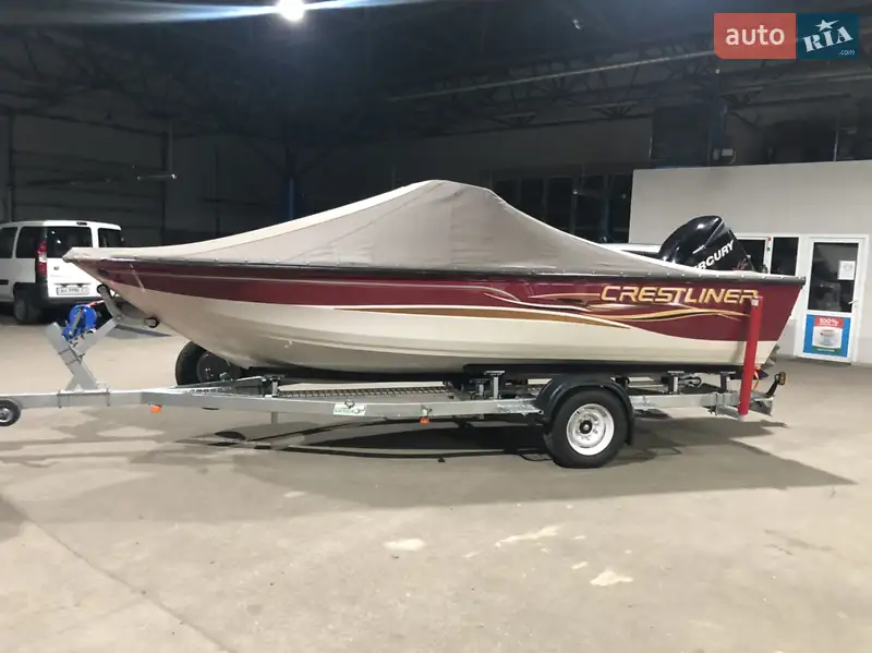 Лодка Crestliner Serenity 2005 в 