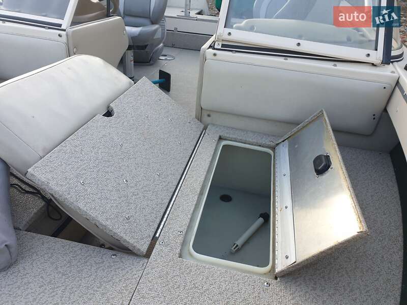 Катер Crestliner Sportfish 2012 в Житомире