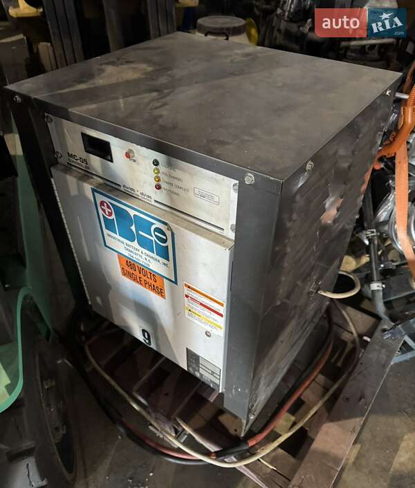 Вилочний навантажувач Crown SC 2010 в Луцьку фото 8 Вилочний навантажувач Crown SC 2010 в Луцьку