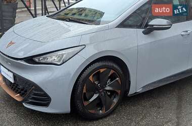 Хэтчбек Cupra Born 2022 в 