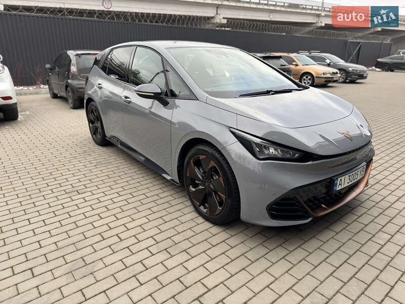 Хэтчбек Cupra Born 2023 в Киеве