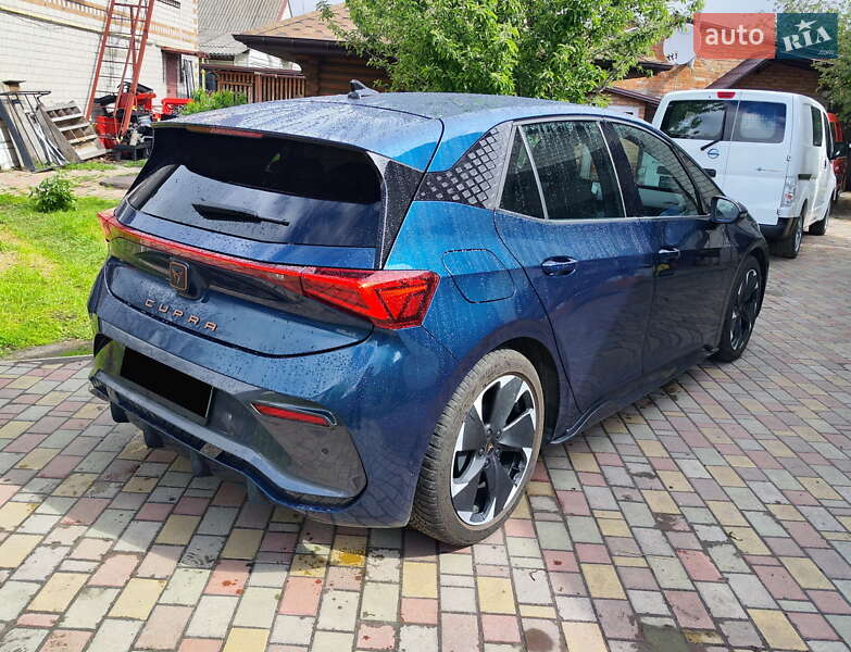 Хэтчбек Cupra Born 2021 в Новых Санжарах