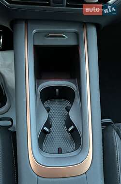 Хэтчбек Cupra Born 2023 в 