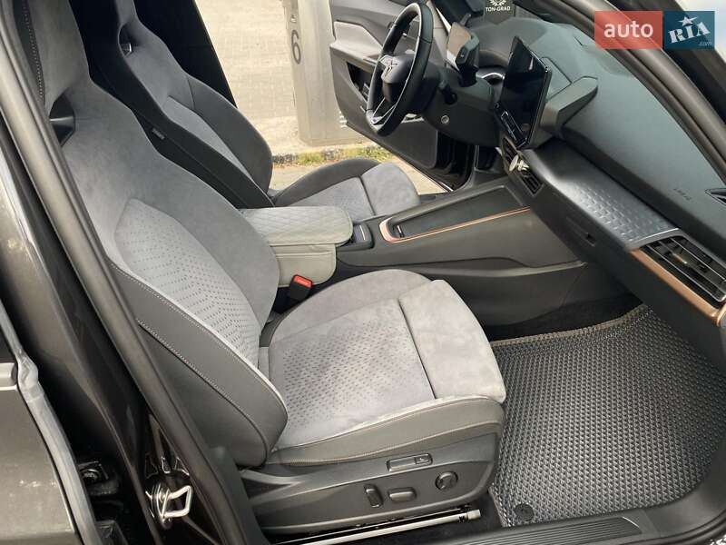 Хэтчбек Cupra Born 2023 в Киеве