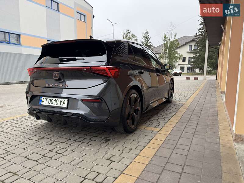 Хэтчбек Cupra Born 2022 в Ивано-Франковске