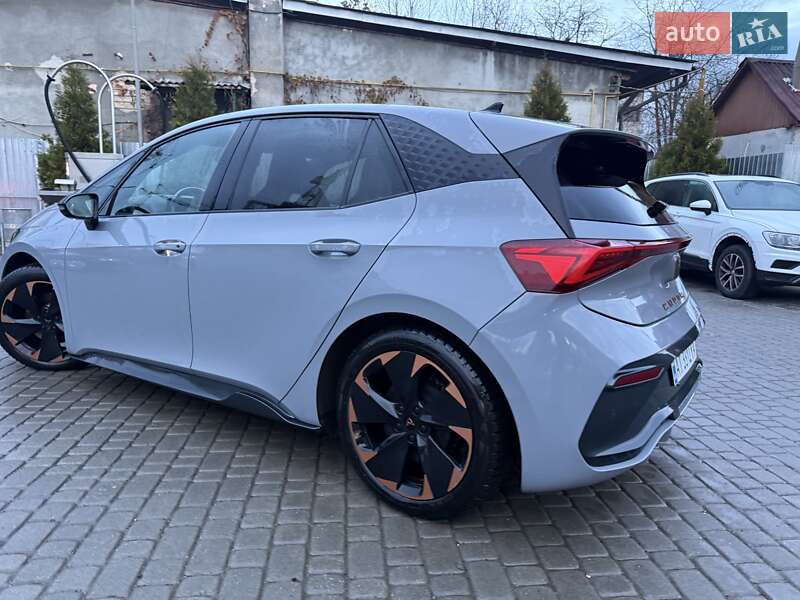 Хетчбек Cupra Born 2022 в Івано-Франківську