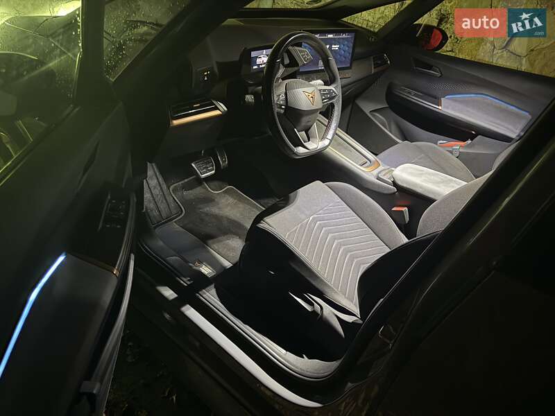 Хетчбек Cupra Born 2022 в Івано-Франківську