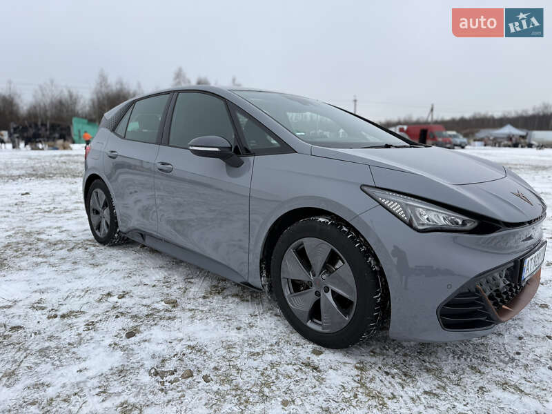 Хэтчбек Cupra Born 2022 в Ивано-Франковске