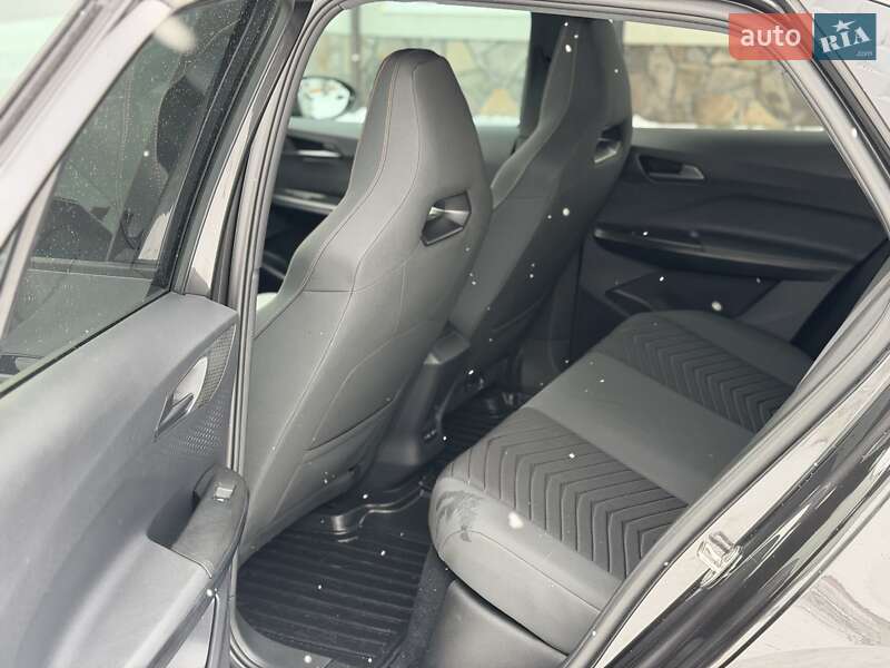 Хэтчбек Cupra Born 2022 в Мукачево