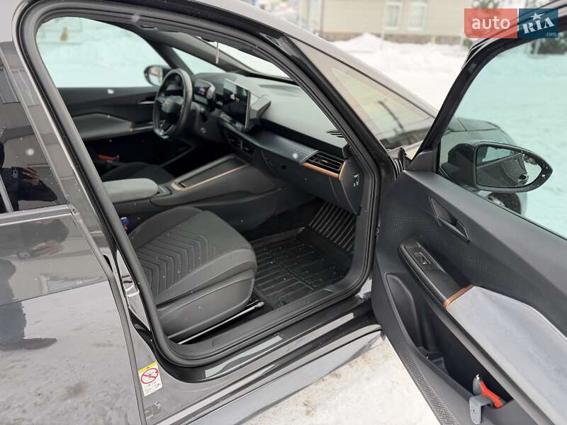 Хэтчбек Cupra Born 2022 в Мукачево