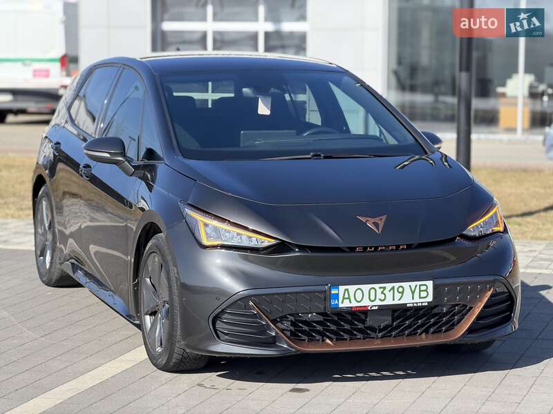 Хэтчбек Cupra Born 2022 в Мукачево