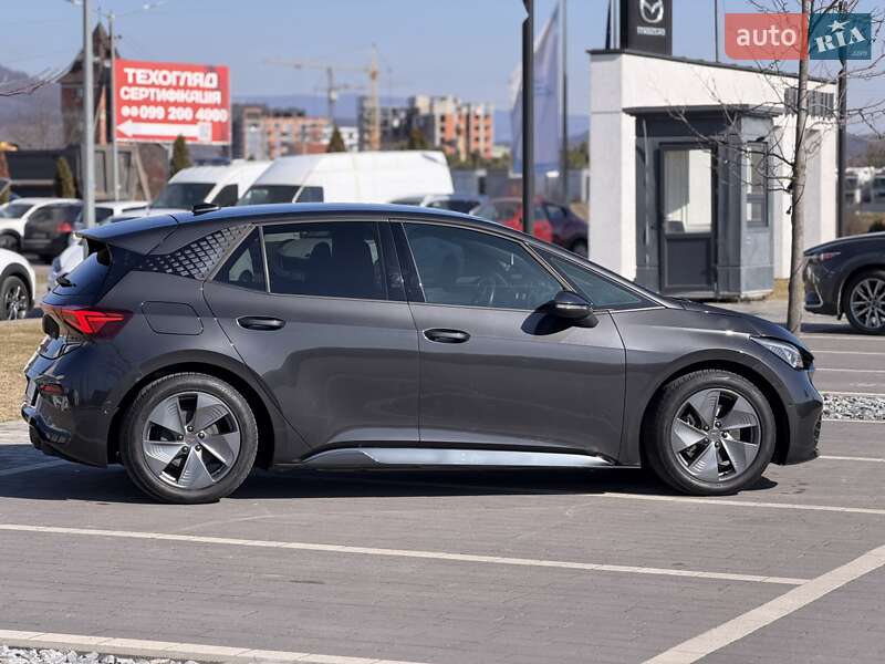 Хэтчбек Cupra Born 2022 в Мукачево