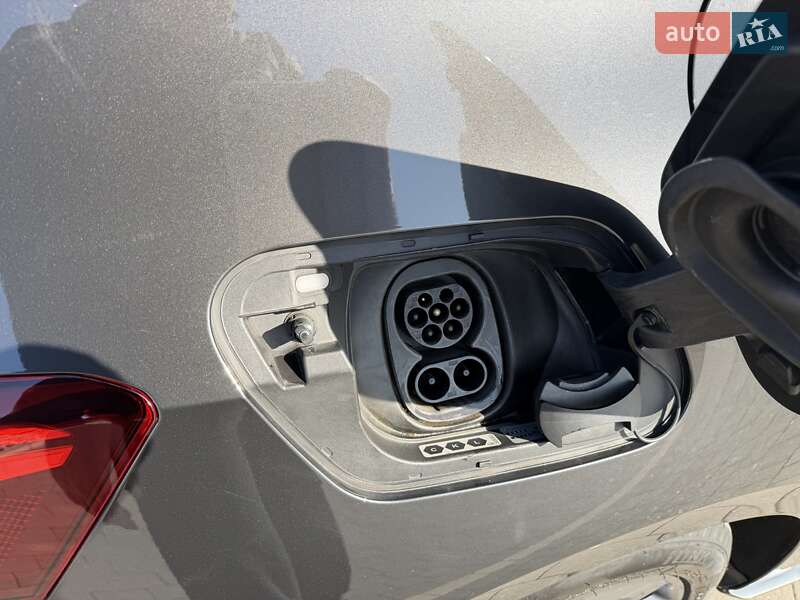 Хэтчбек Cupra Born 2022 в Мукачево